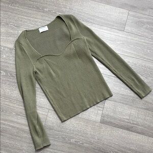 Ribbed Long Sleeve Top in Olive Green